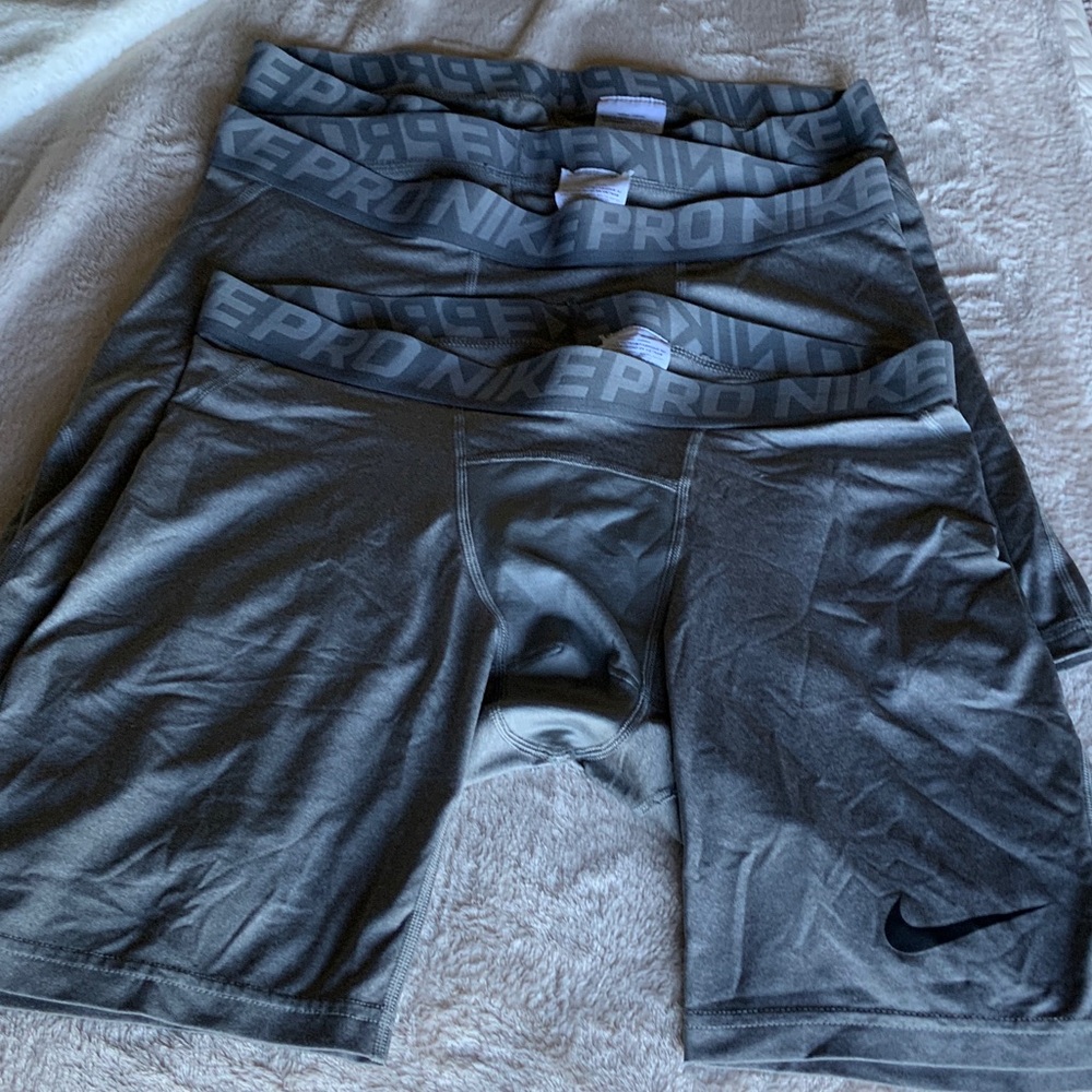 Nike Men’s Athletic Gray Shorts 3 Pairs